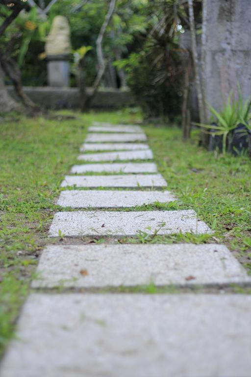 Villa Bale Seni Mataram Exteriör bild