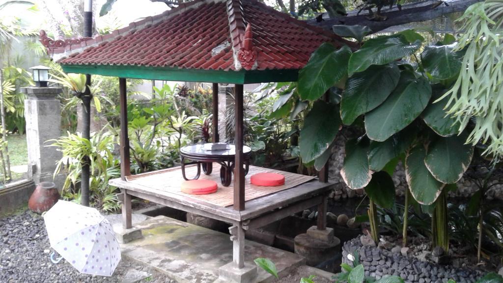 Villa Bale Seni Mataram Exteriör bild
