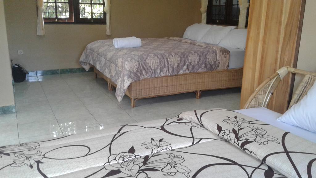 Villa Bale Seni Mataram Exteriör bild